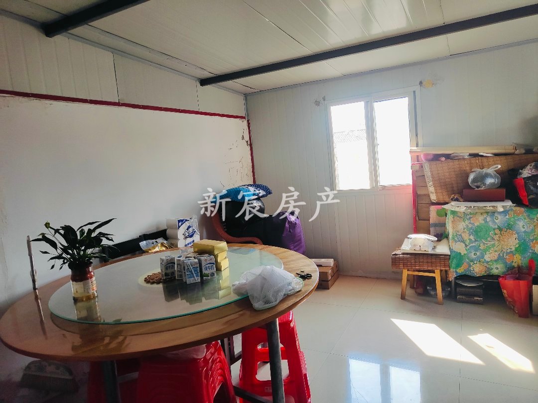 府邸花园,交通便利!户型好!2室2厅2卫1阳台业主急售2