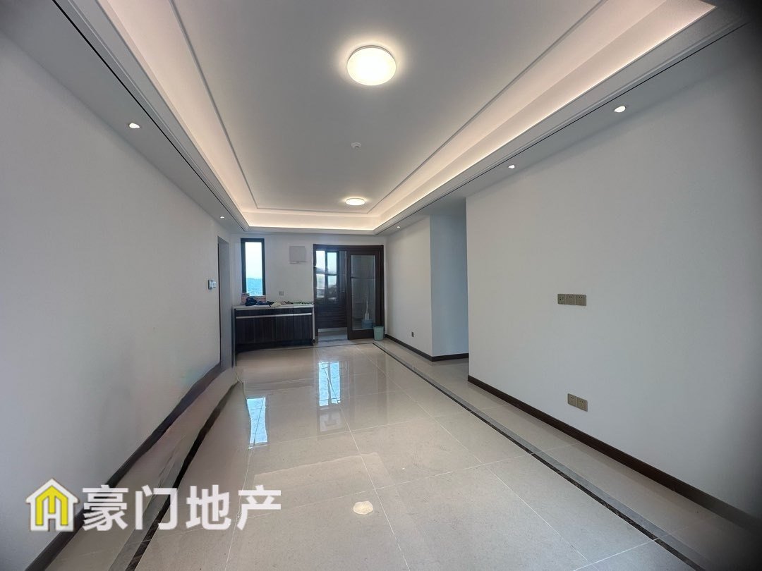 世茂璀璨悦宸,房东诚意出售,看房预约!!!!!!11
