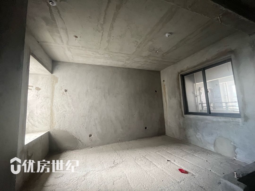 东晟广场,东晟广场,90平方 3-2-1-1,毛坯,满2,有钥匙,无欠2