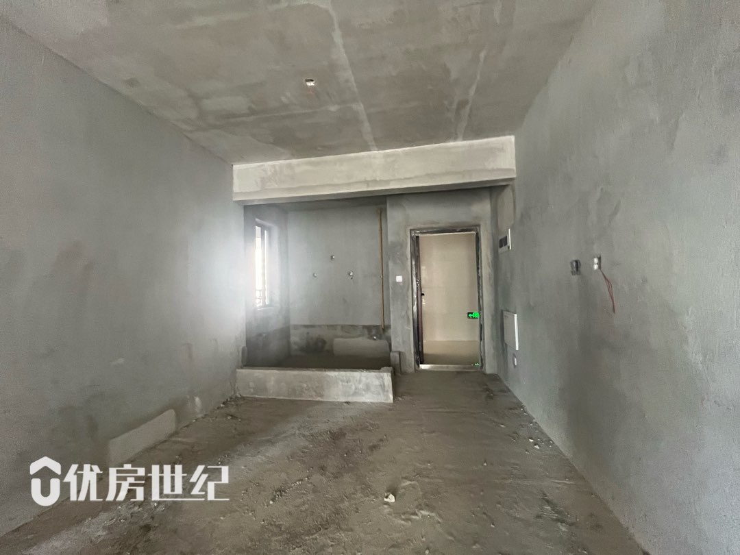 东晟广场,东晟广场,90平方 3-2-1-1,毛坯,满2,有钥匙,无欠3