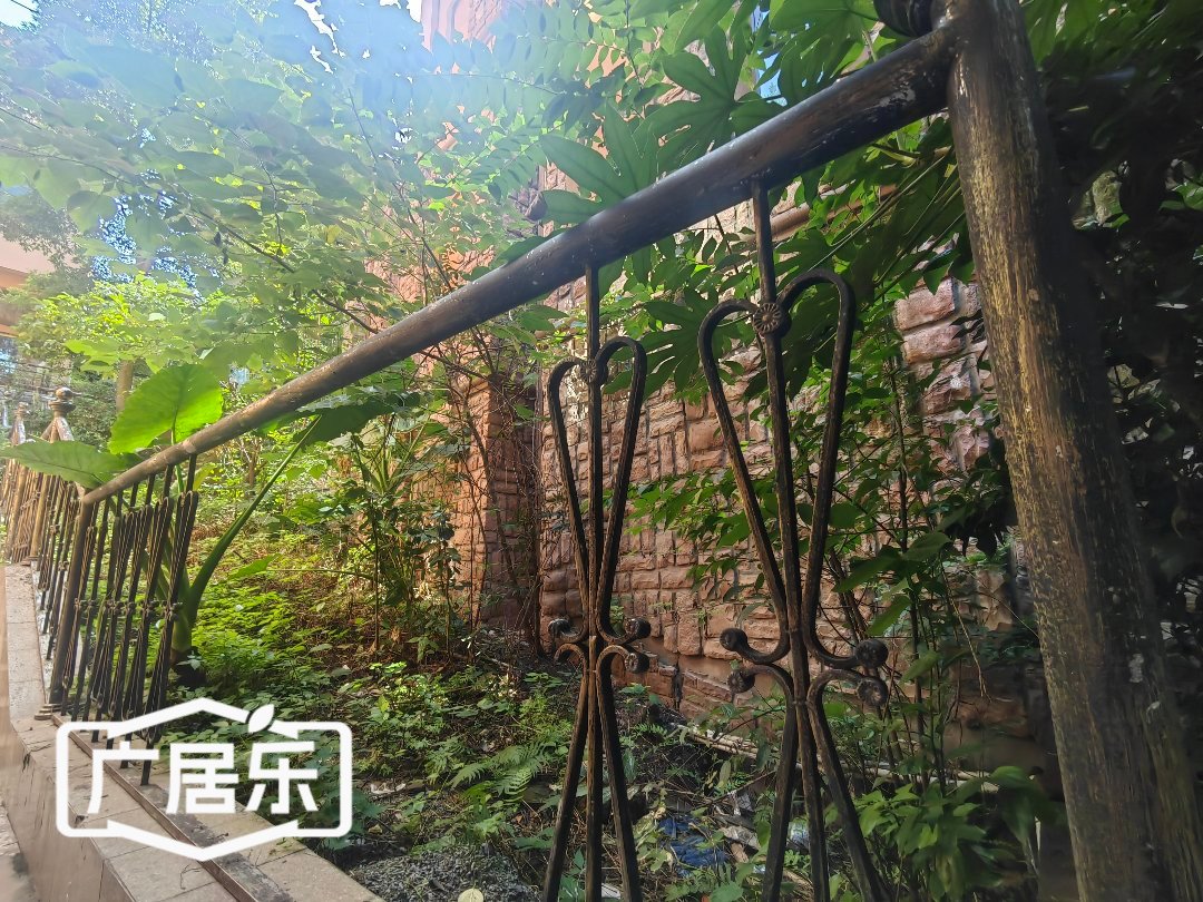 东方威尼斯别墅,南北通透,6室3厅4卫3阳台全南,户型非常棒,有户型为证6