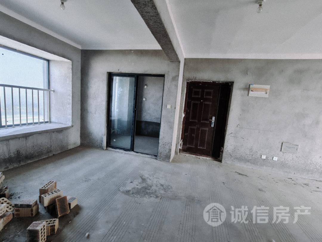 东城康居苑北区,东城康居苑北区95㎡3室2厅1卫1阳台普通南,好房不等人8