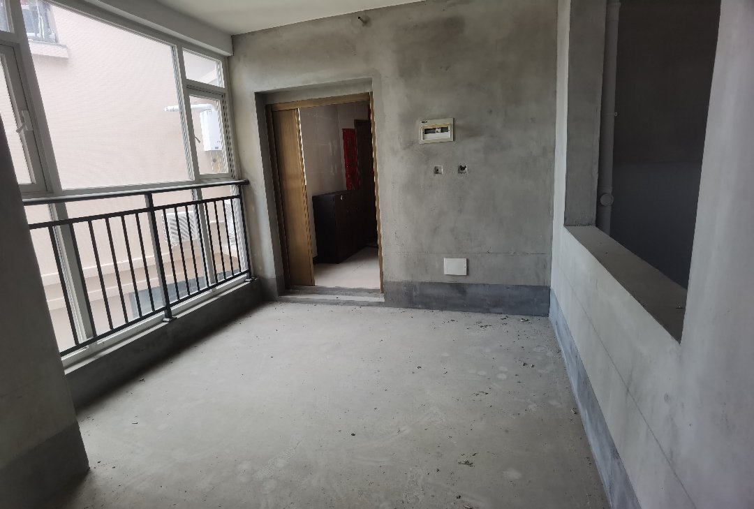 城北滨江河畔北区,城北滨江河畔北区格局好,十年难遇户型,不容错过1