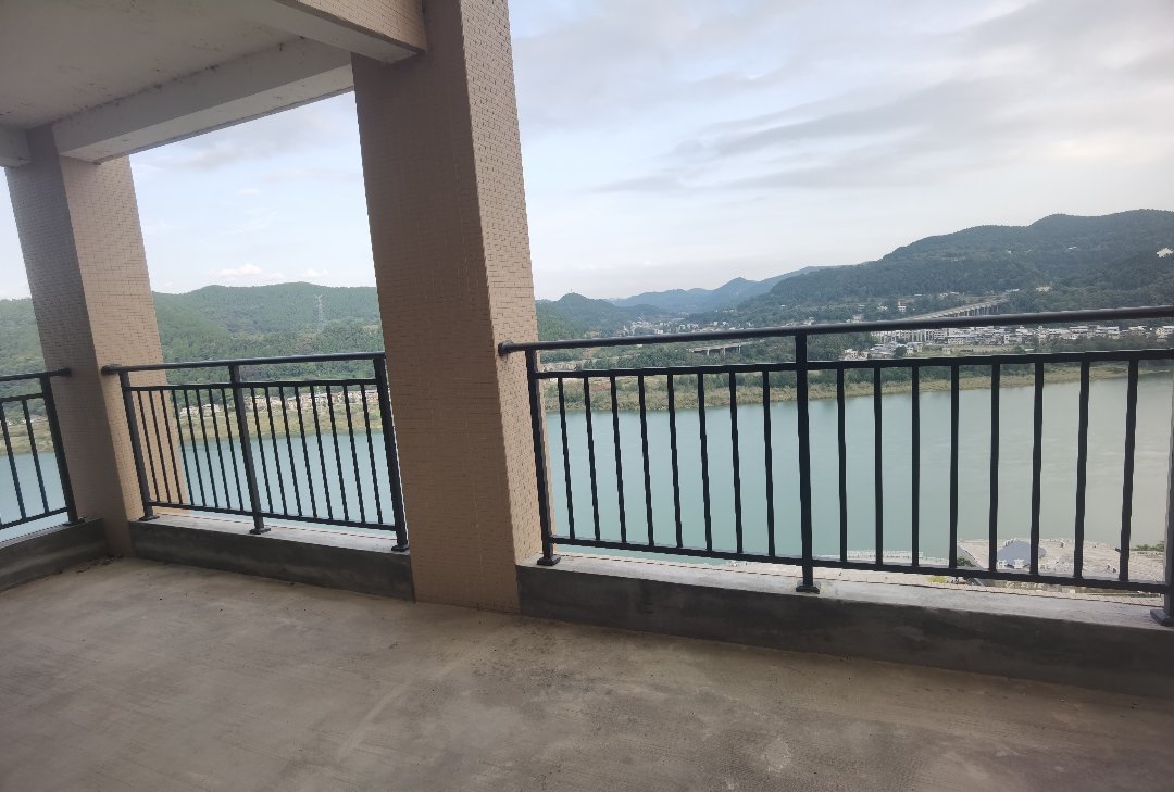 城北滨江河畔北区,城北滨江河畔北区格局好,十年难遇户型,不容错过11