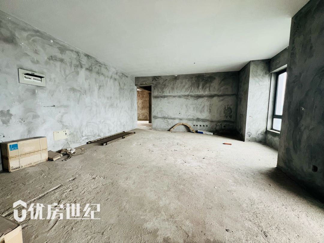 唐程御品,唐程御品 电梯高层毛坯3房2厅2卫 一线沿湖4