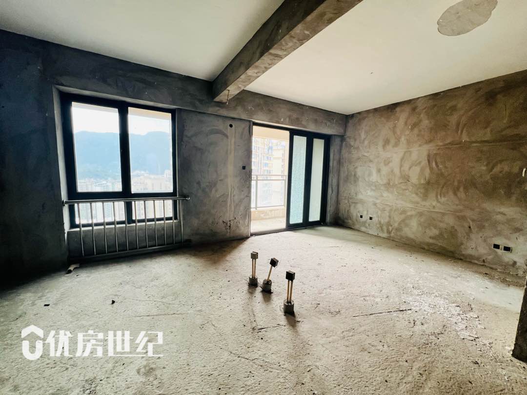 唐程御品,唐程御品 电梯高层毛坯3房2厅2卫 一线沿湖8