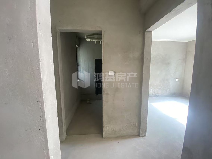中航瑶湖郡瑶湖瑞都,户型好,位置好,房东诚心出售3