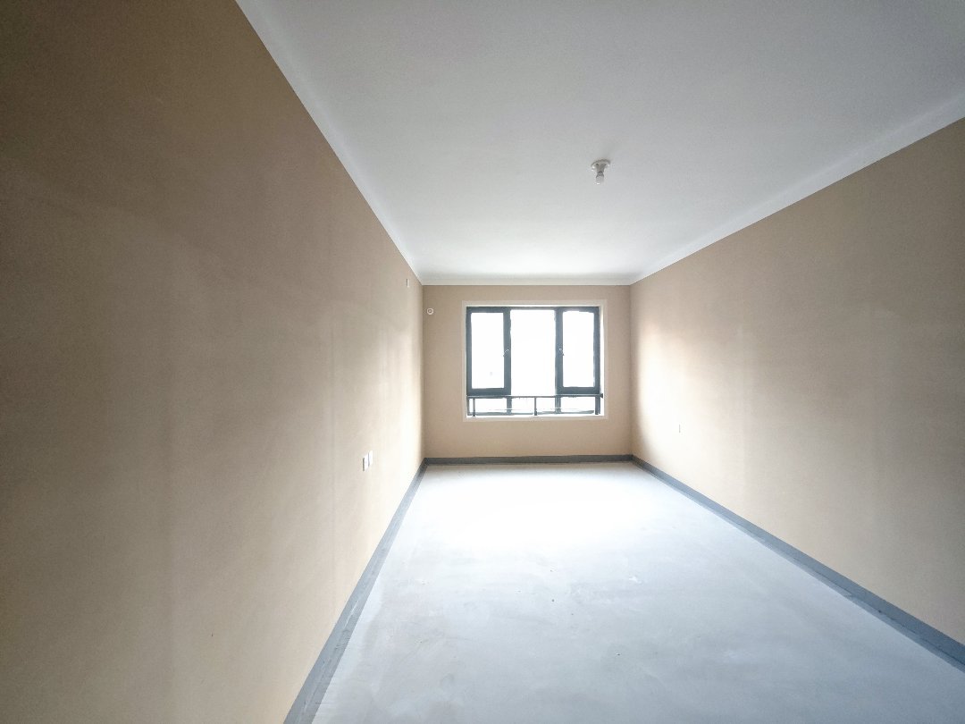 华润置地中央公园,市中心,安静小区,4室2厅2卫1阳台毛坯,房东换房9