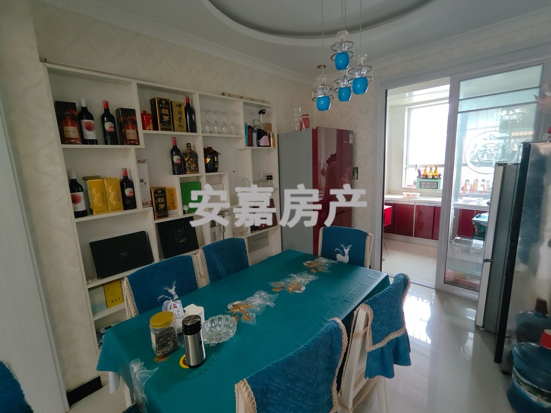 幸福佳苑,一站式学校。。。。。5