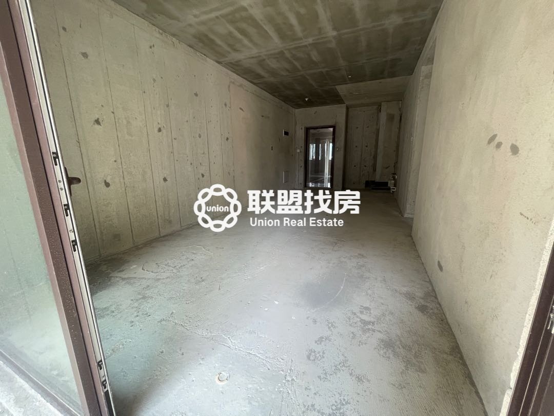阳光城文澜府,文澜府毛坯三房,朝南户型,采光充足1
