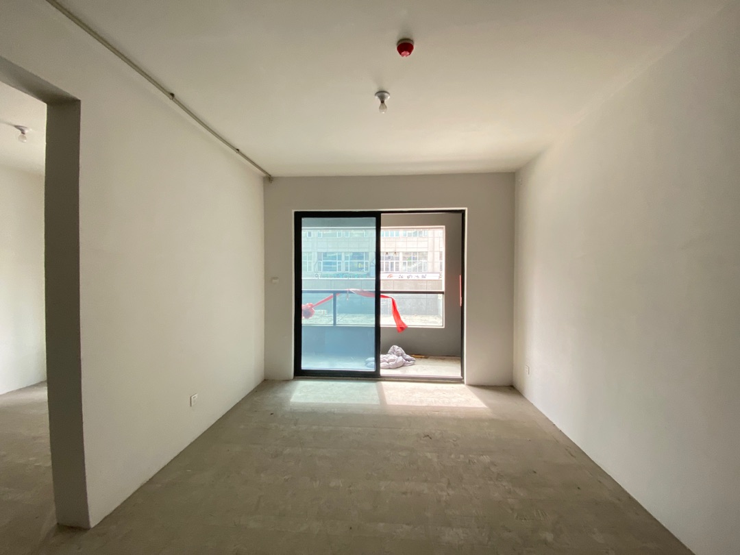 中楠府,98㎡中楠府紧邻地铁,公交便利1