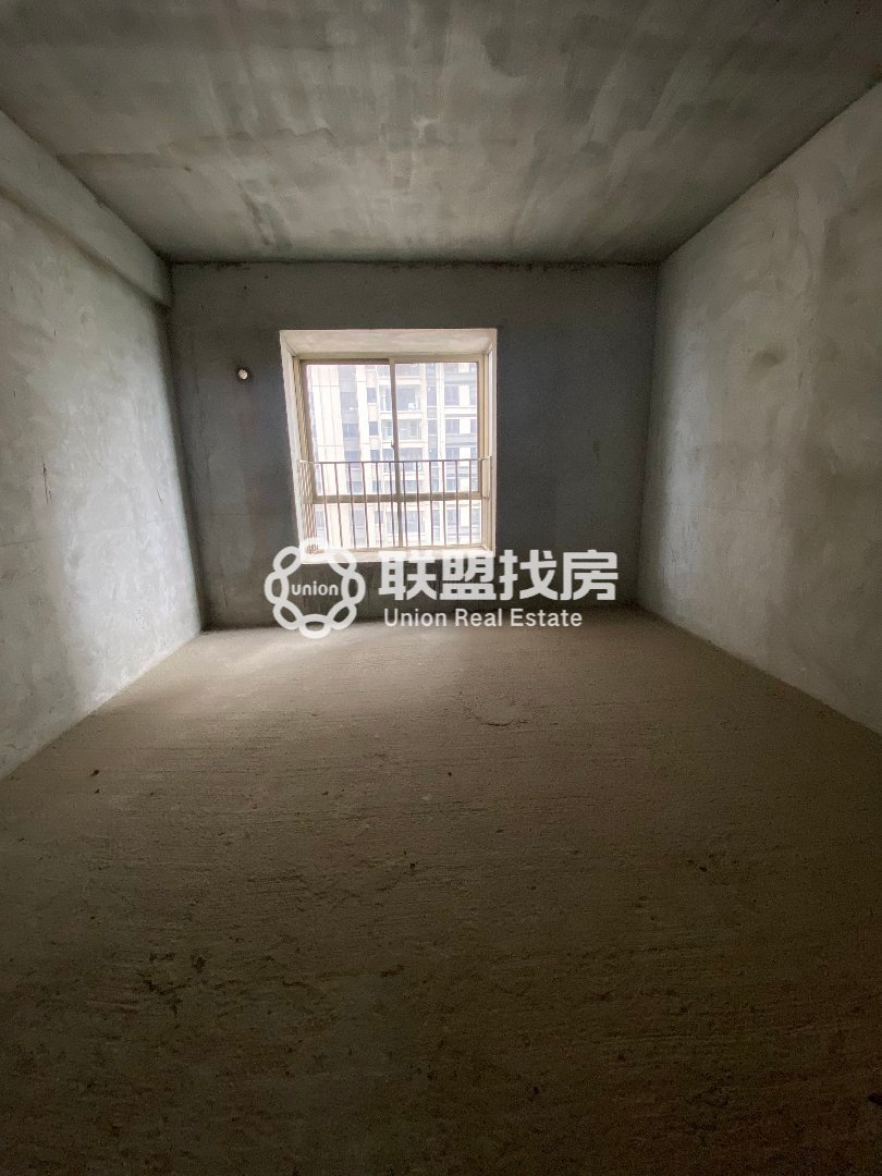 天悦豪庭,三面采光,四面通风!天悦豪庭中间楼层向南居五房三卫8