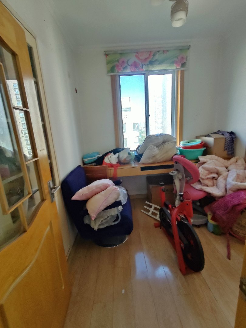 中房东郡,急售!万达商圈中房东郡电梯洋房三室二厅精装修,看房方便3