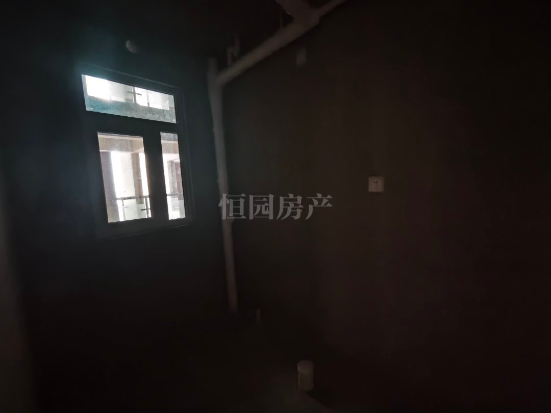 河景花园,全天无遮挡市中心,交通便利6