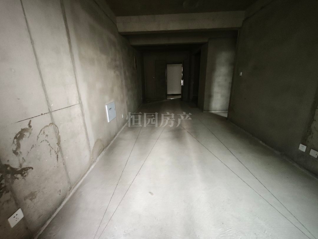 河景花园,全天无遮挡市中心,交通便利9