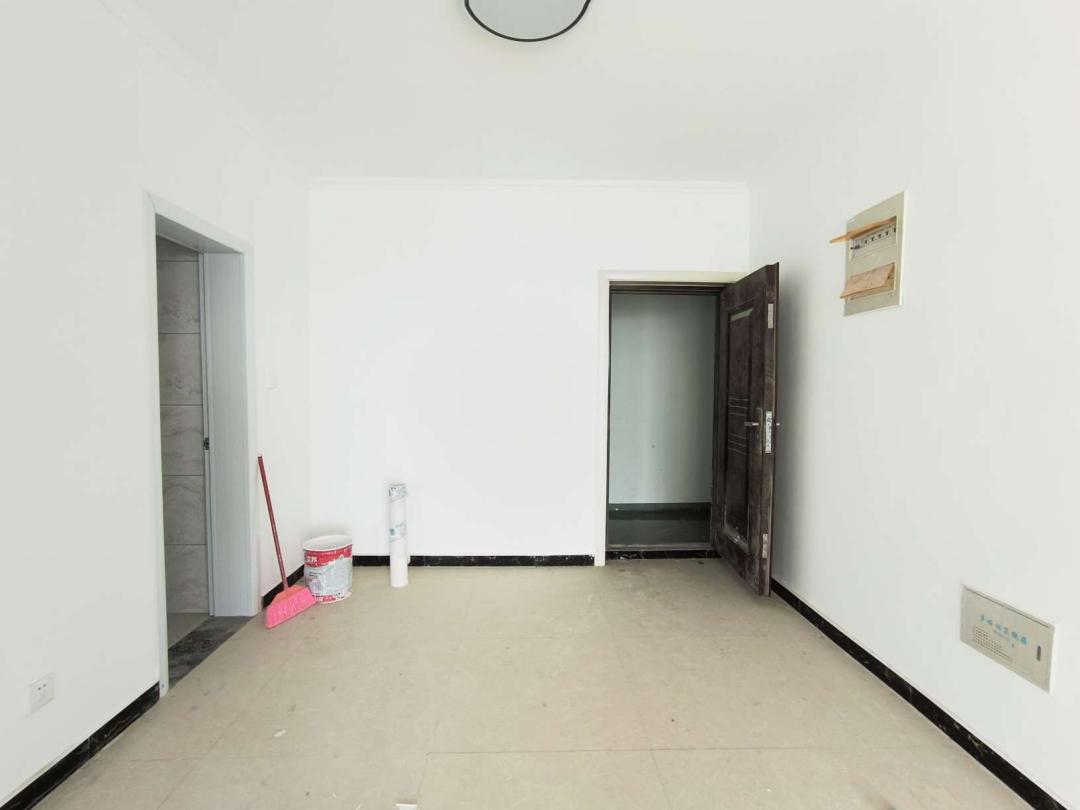 古泉新村安置区,古泉新村安置区普通带花园,面积94㎡,欢迎品鉴2