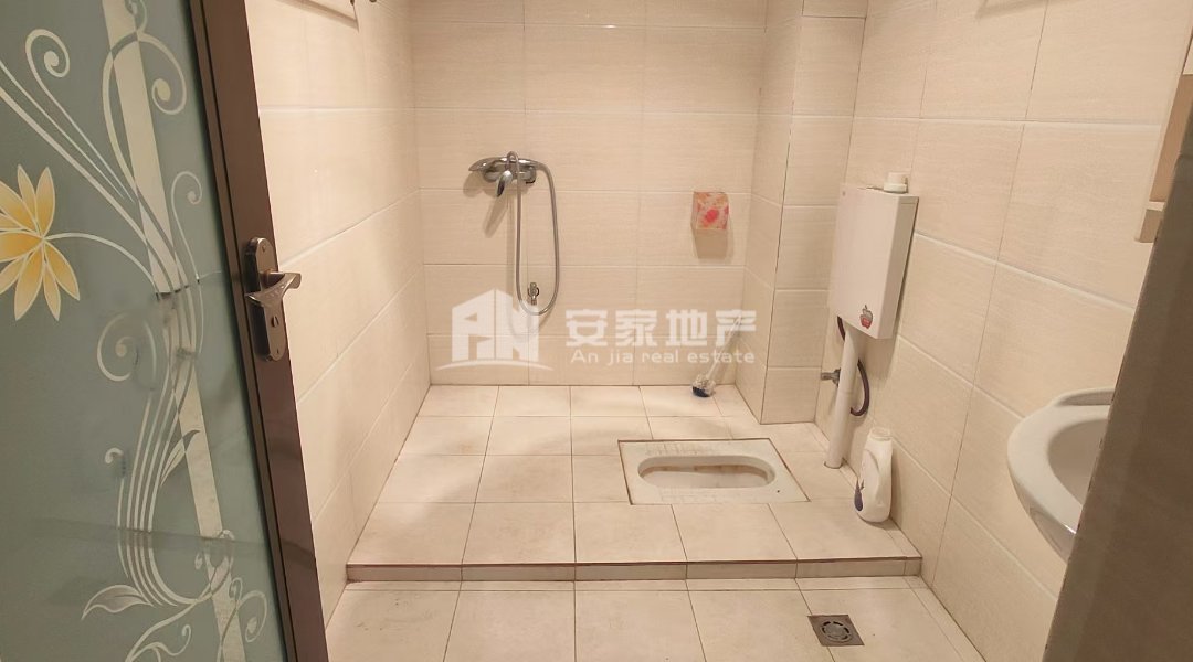 西湖名都,回风品质小区 精装三室 自住 看房预约6