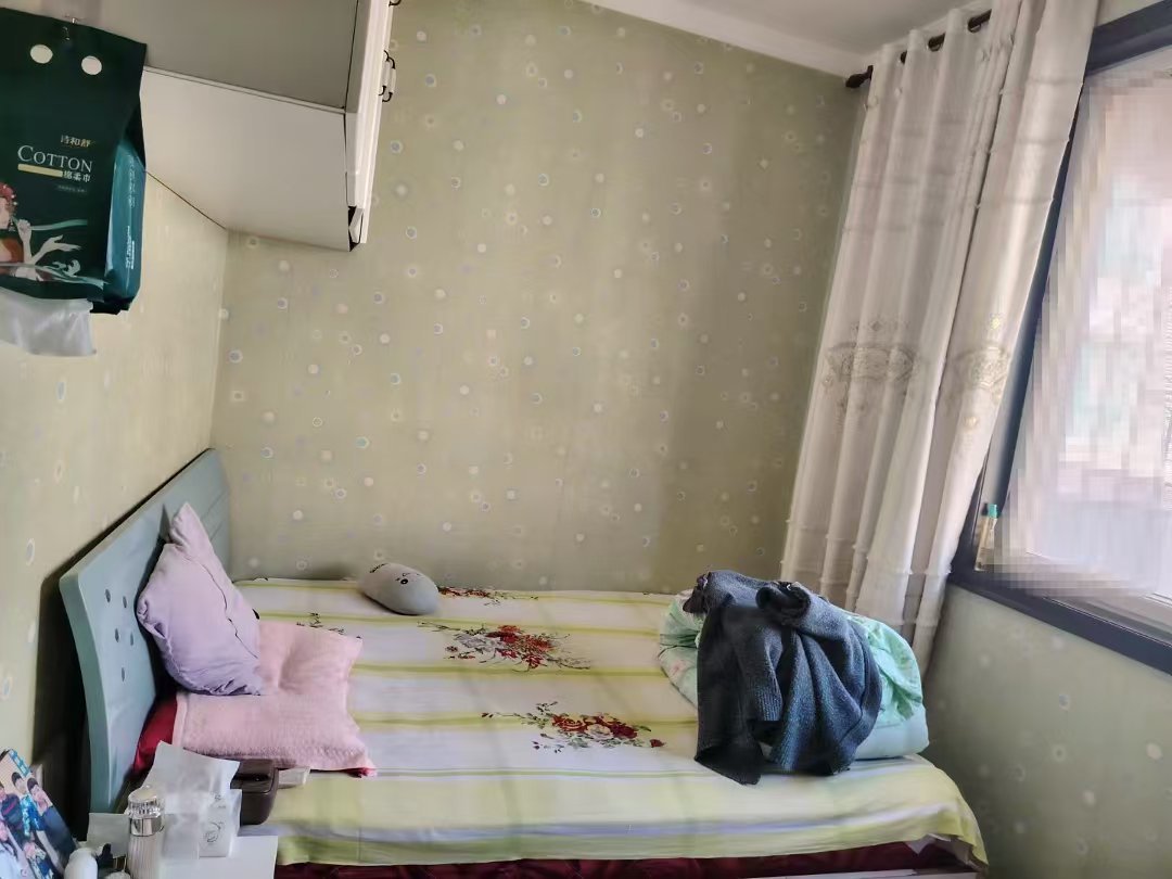 和谐小区,地理位置优越,购物方便,带地下室4