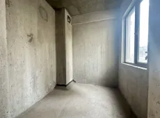 远洋红星毛坯现房边套即买即装修。