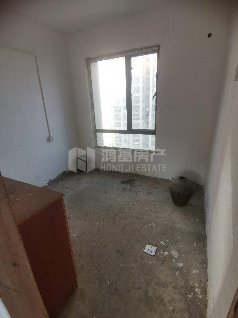 红谷世界城,新建吾悦广场,采光好,户型好。5