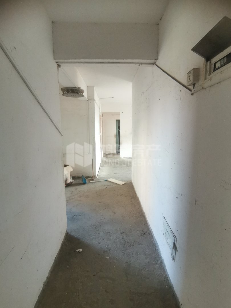 红谷世界城,新建吾悦广场,采光好,户型好。9