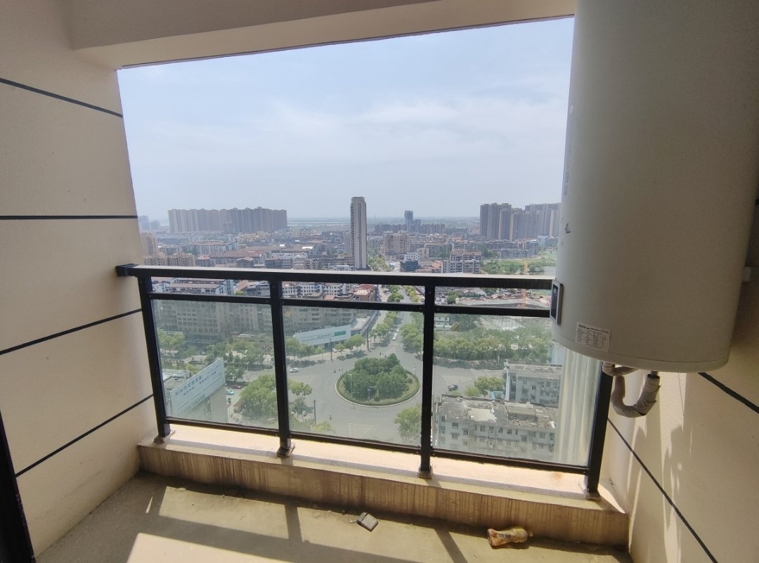 青年公馆,系统房源4栋边户满税了有钥匙9