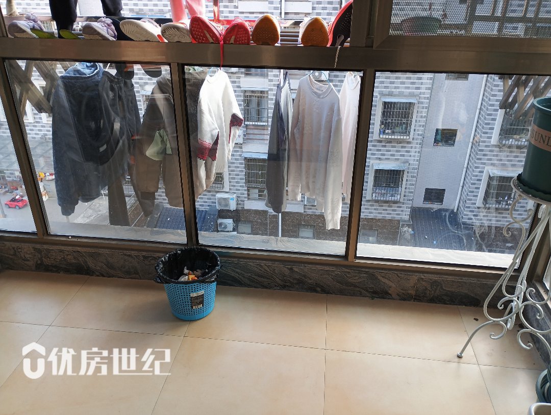 怡和嘉园,经典怡和嘉园3室2厅2卫2阳台!精装修!两证齐全!6