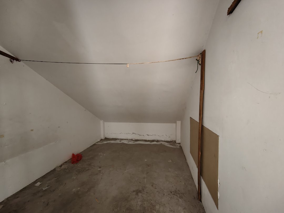 东发园林小区,东发园林,高区一中,沈阳路小学,多层顶加阁楼6