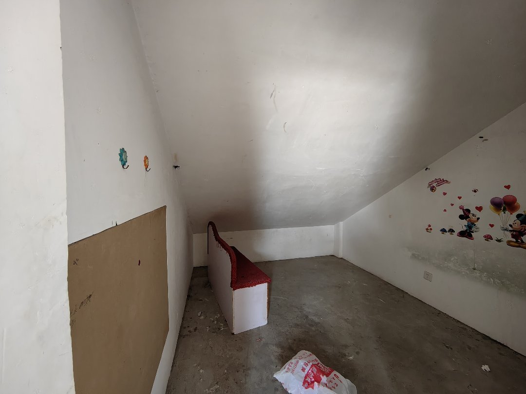 东发园林小区,东发园林,高区一中,沈阳路小学,多层顶加阁楼9