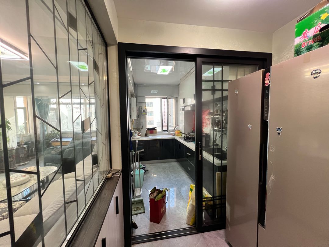 皇台北区,皇台北区精装修两室两厅带所有家具家电,入住半年10