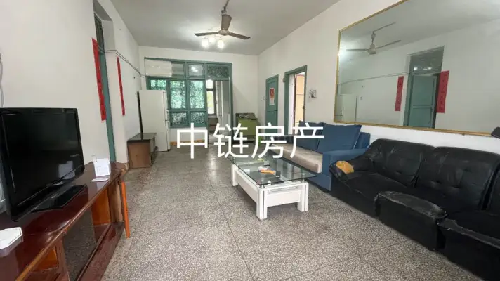人民路教育局套二,7500一年,3单元的没租