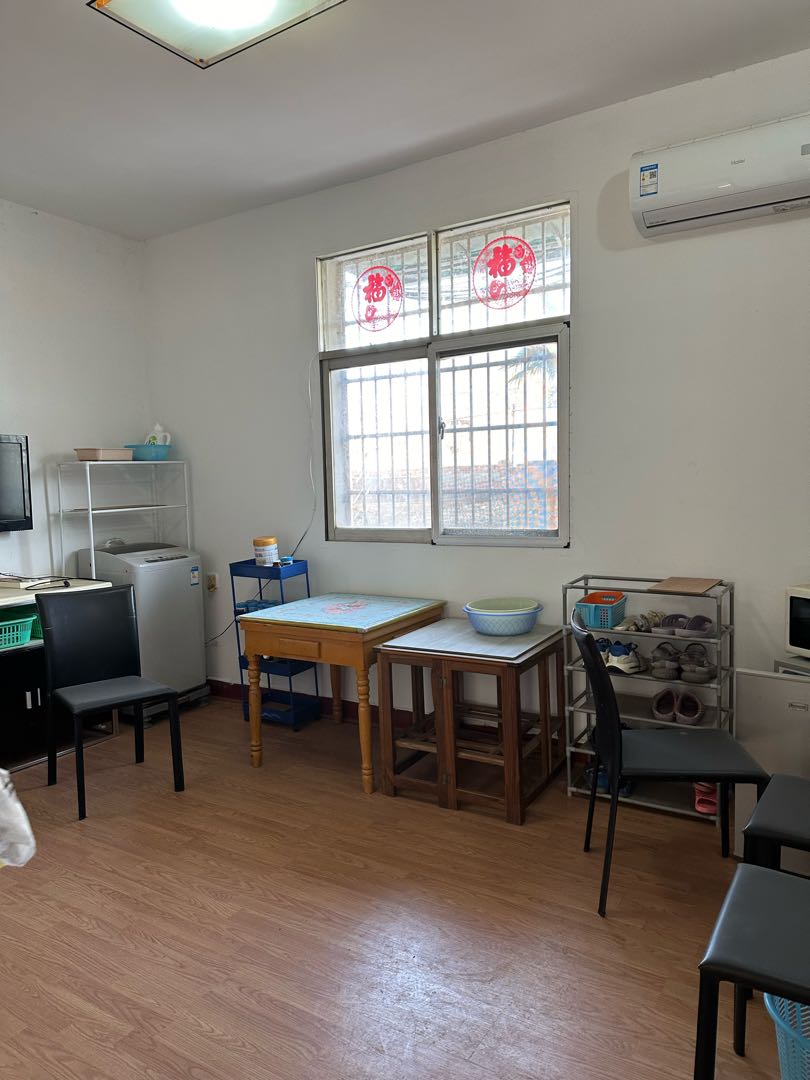 湖桥社区,步梯2楼,23年重新装了地板和墙,适合在园区工作的人7