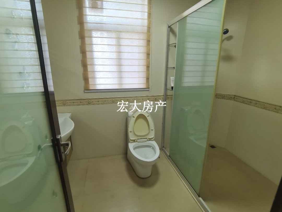 高州怡景花园,怡景花园大户型,201方,5房2厅2卫12