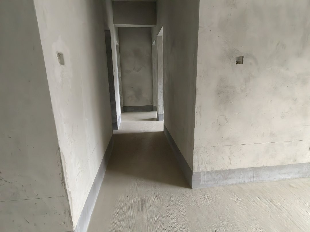 河东滨江河畔,河东滨江河畔103㎡4室2厅2卫1阳台毛坯,业主急售9