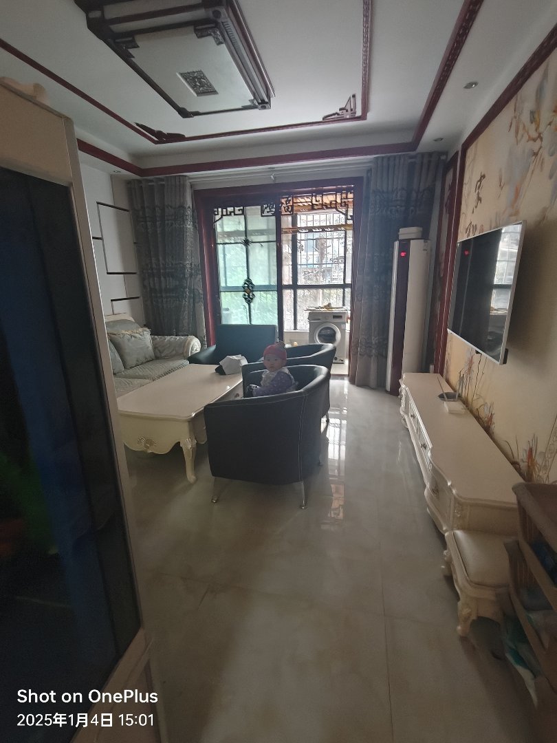 康鑫园,豪华装修2室2厅1卫,拎包入住,有证5