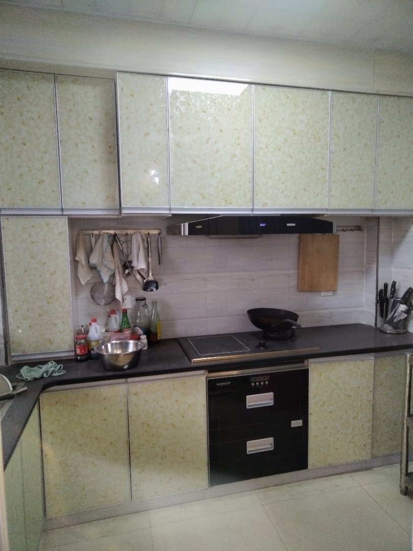 蓝水湾,蓝水湾 精装带家具家电 房东诚心出售2