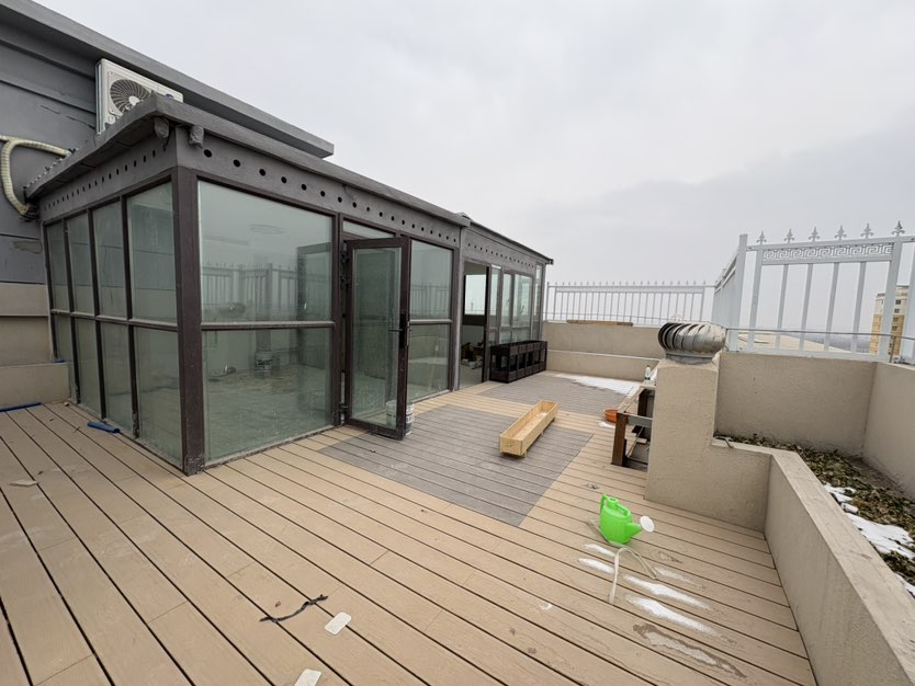 华庭明德府,华庭明德府230㎡6室精装,看房有钥匙3