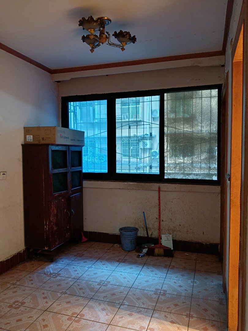 604生活小区,两室,南北通透 安静 视野开阔7