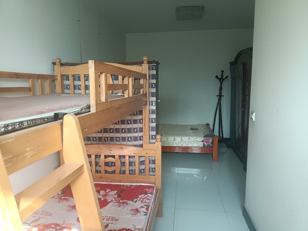 新华苑,送阁楼,独具慧眼的您会买就会赚2