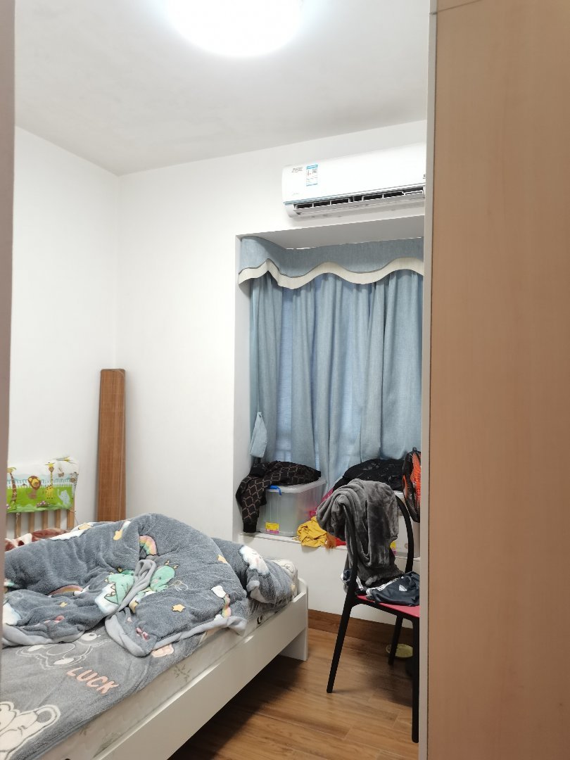 豪景宛,豪景苑电梯中层,南向,精装修,3房3