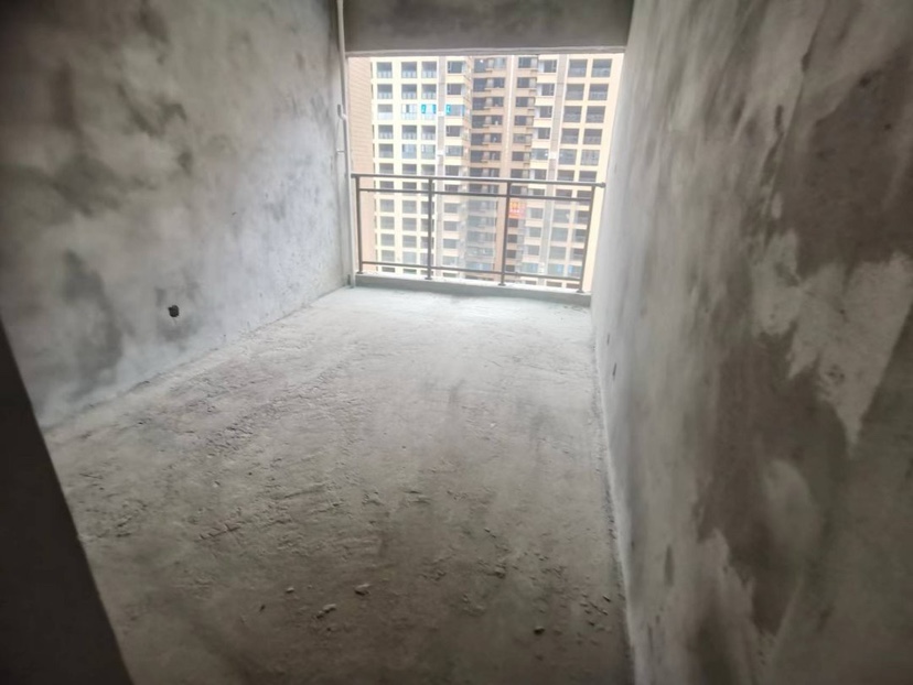 双发康城华府,精品好房,双发康城华府3室2厅2卫1阳台,房主急售4