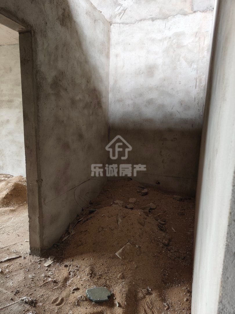 盛世华府,盛世华府10号楼,原价卖,没车位地下室,已付全款6