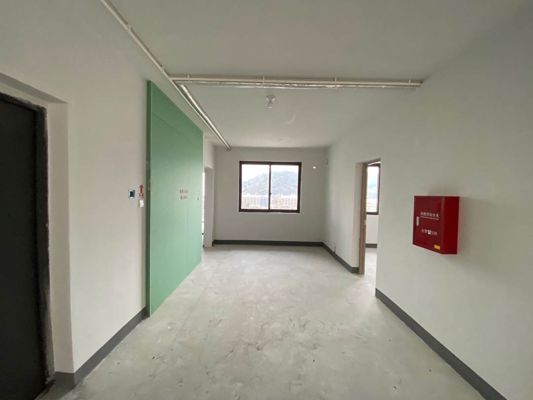 昌新家园,交通便利!户型好!3室业主急售6