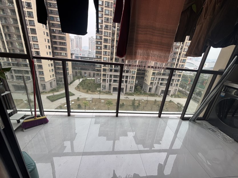 河东滨江河畔,河东滨江河畔129㎡4室2厅2卫1阳台精装,业主急售11