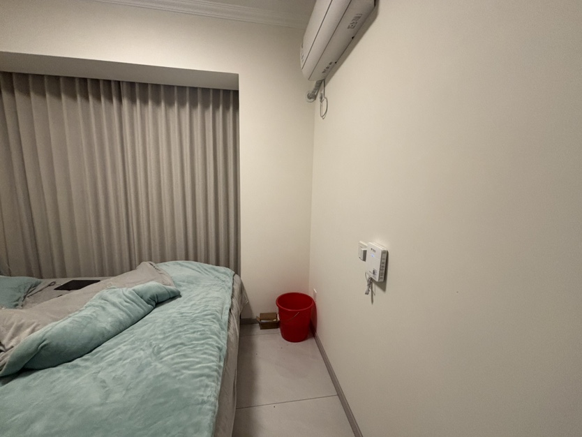 河东滨江河畔,河东滨江河畔129㎡4室2厅2卫1阳台精装,业主急售9