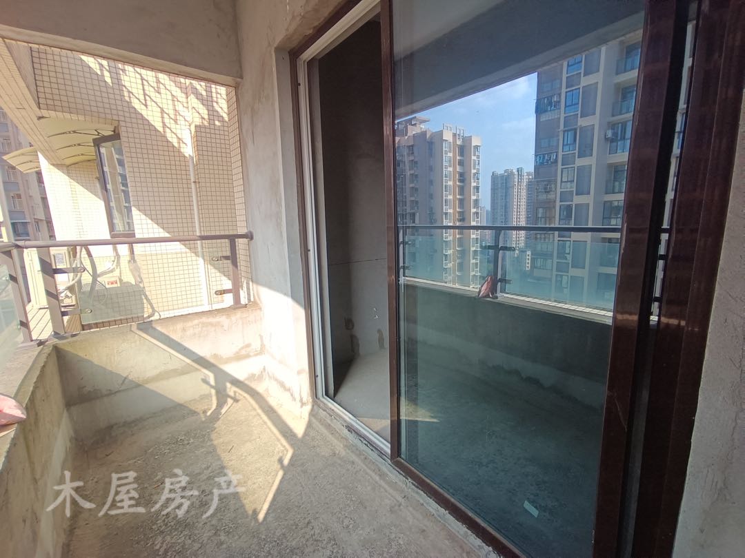 鸿森南城一号,鸿森南城一号68㎡2室2厅1卫0阳台毛坯东西,好房出售10