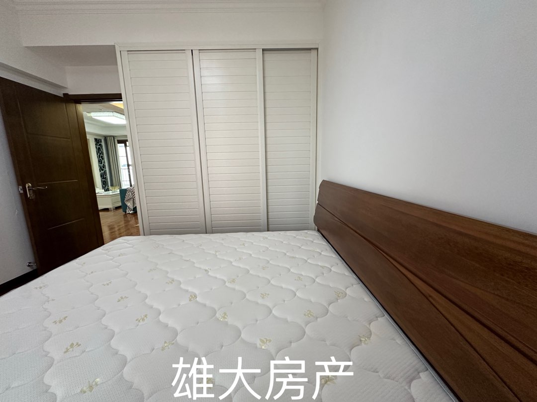 湖景天成,湖景天成152平,精装四室,豪华装修8