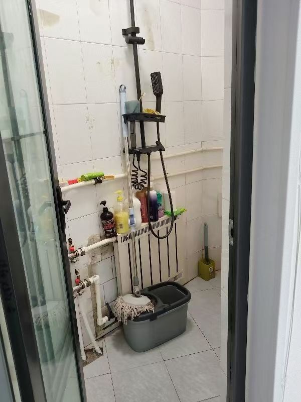 辛东社区,精装1室1厅1卫1阳台急售,是您找家的不二之选2