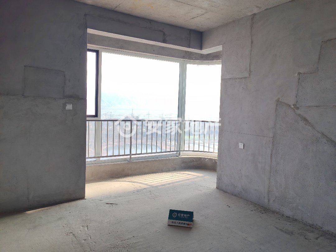 外滩玺园,外滩玺园湖景房, 4室2厅2卫2阳台208㎡ 带超大入户花园6