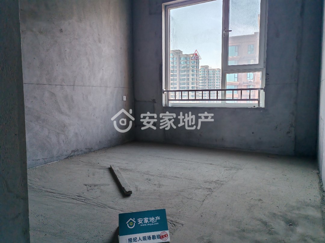 外滩玺园,外滩玺园湖景房, 4室2厅2卫2阳台208㎡ 带超大入户花园4